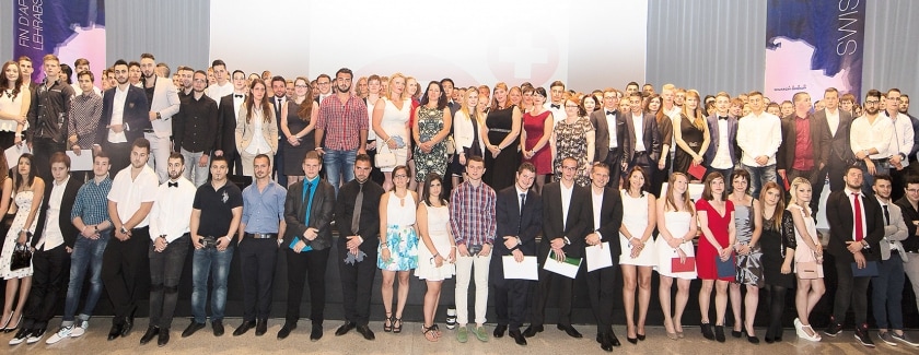 Apprenticeship graduation ceremony 2015