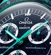 MoonSwatch Misson on Earth Polarlights