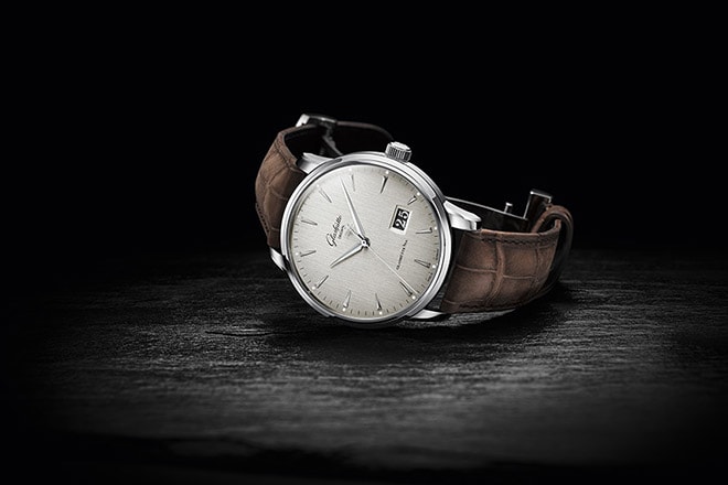 Glashütte Original extends Senator Excellence line