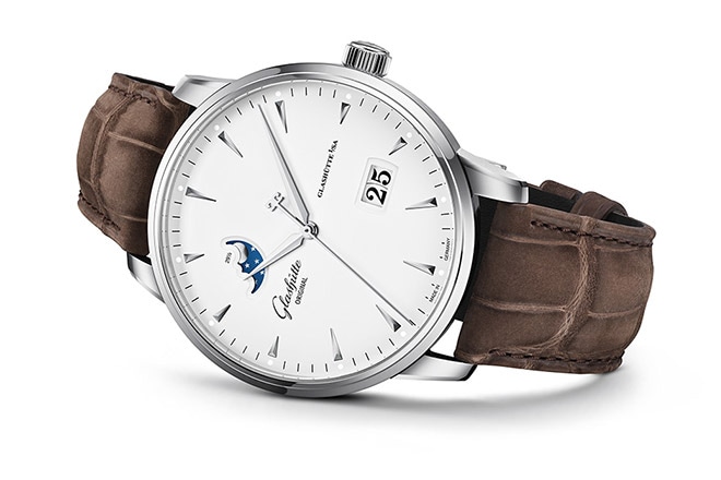 Glashütte Original extends Senator Excellence line