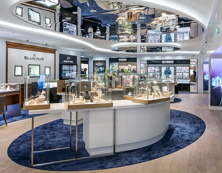 A new Hour Passion boutique at Geneva Airport