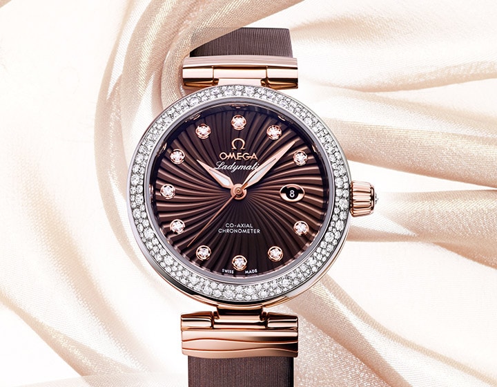Omega Ladymatic more lustrous with a golden combination