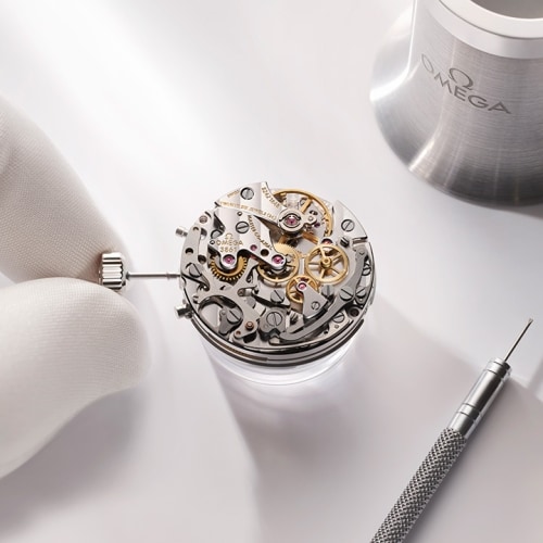 OMEGA präsentiert das Laboratoire de Précision