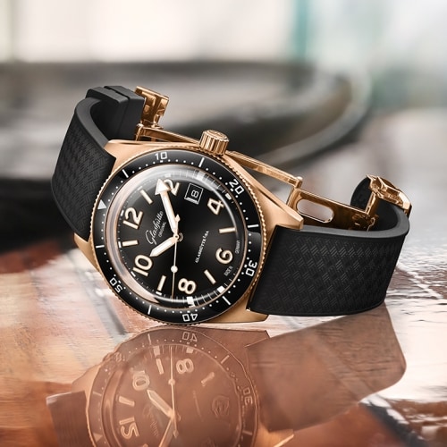 Glashütte Original SeaQ in Schwarz und Rotgold