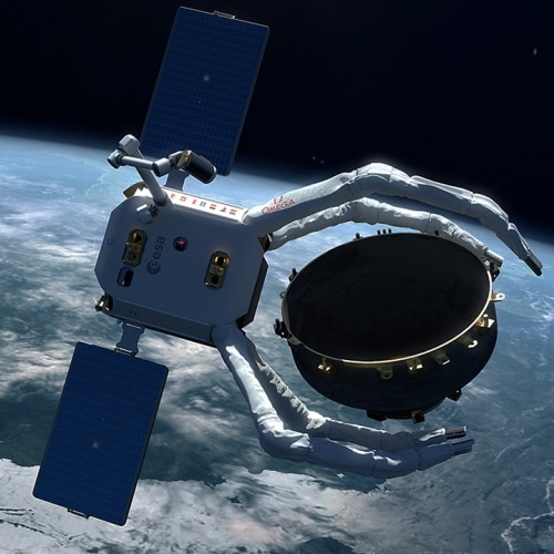 Omega repart dans l’espace pour participer à une mission de nettoyage spatial