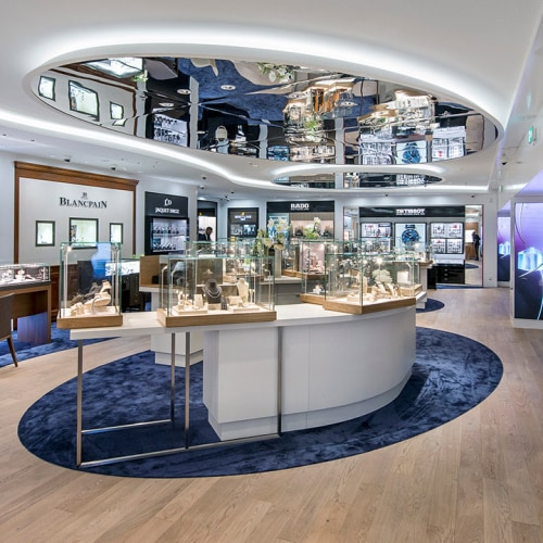 A new Hour Passion boutique at Geneva Airport
