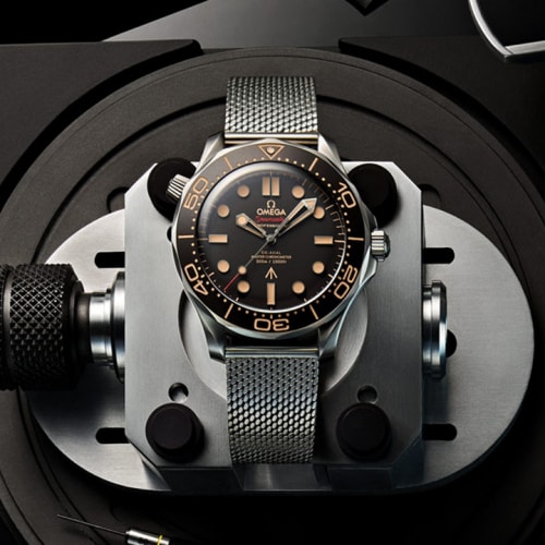OMEGA e James Bond: Presentato il nuovo orologio Bond