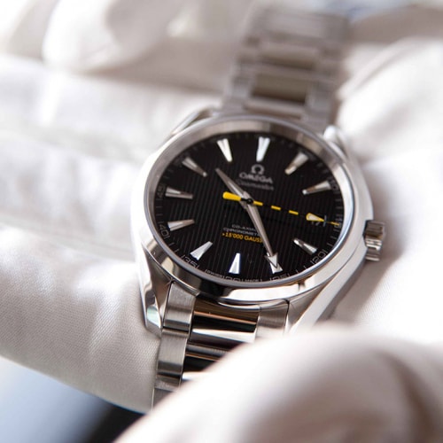 Omega realizza il primo vero movimento antimagnetico
