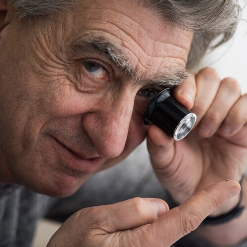 Swatch Group creates the world’s smallest Bluetooth chip