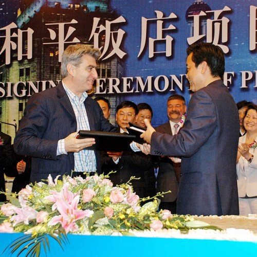 Swatch Group and Jin Jiang Group Sign Joint Venture